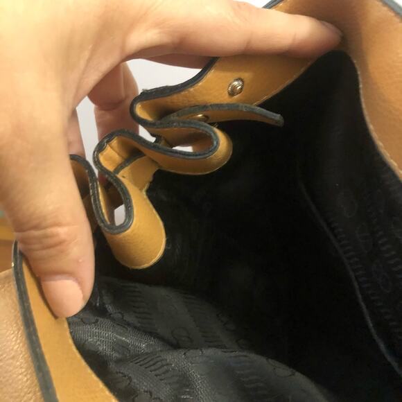 Tan PU Leather Satchel Weekender Duffle Bag - Picture 9 of 14